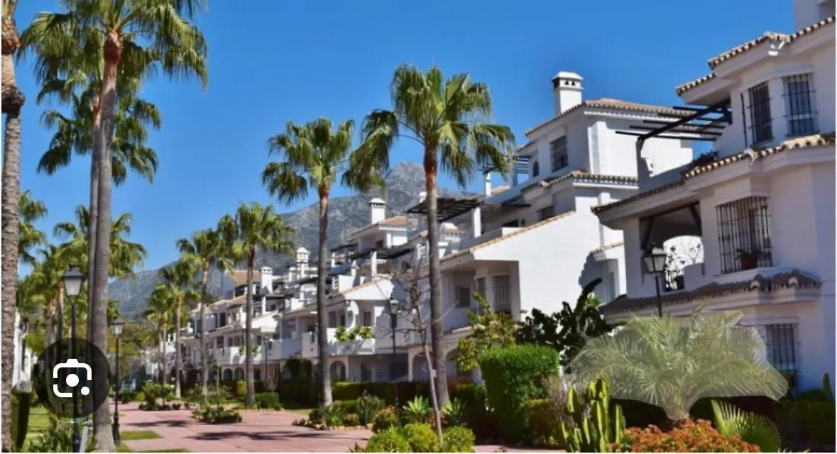 Impeccable 3-Bed Apartment In Marbella