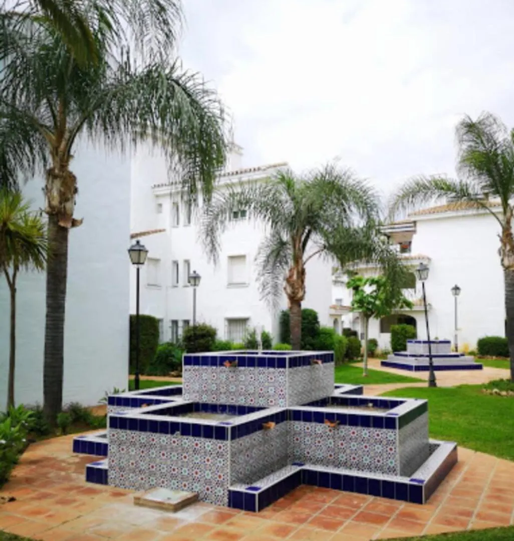 Impeccable 3-Bed Apartment In Marbella 0*,