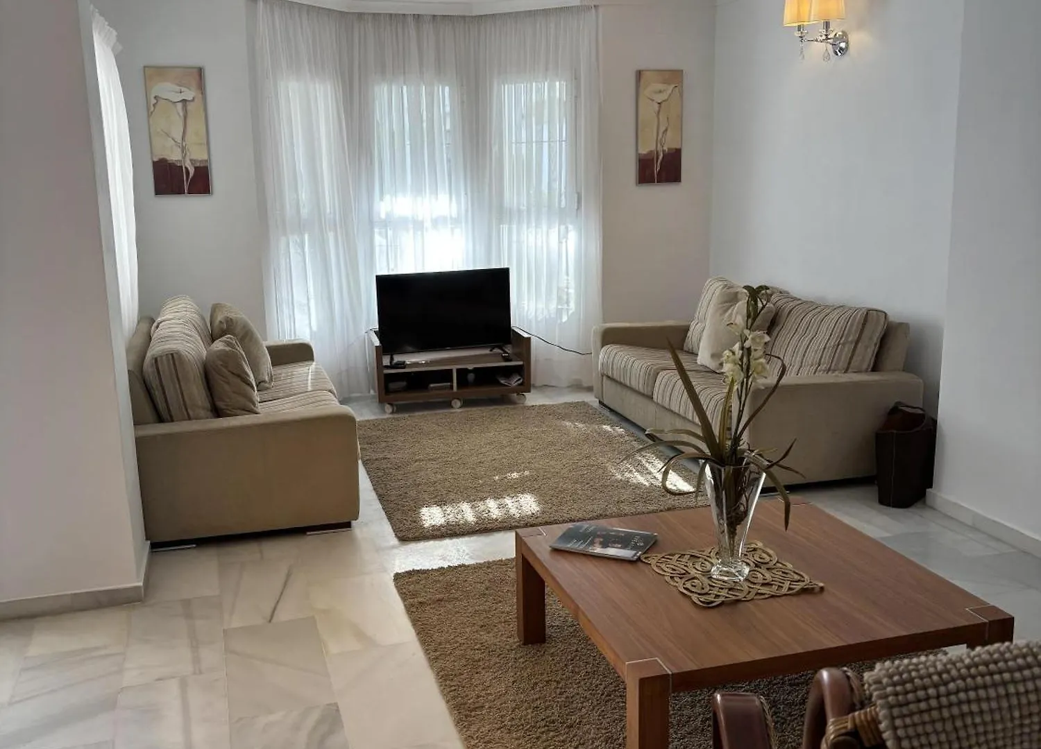 Impeccable 3-Bed Apartment In Marbella Spain