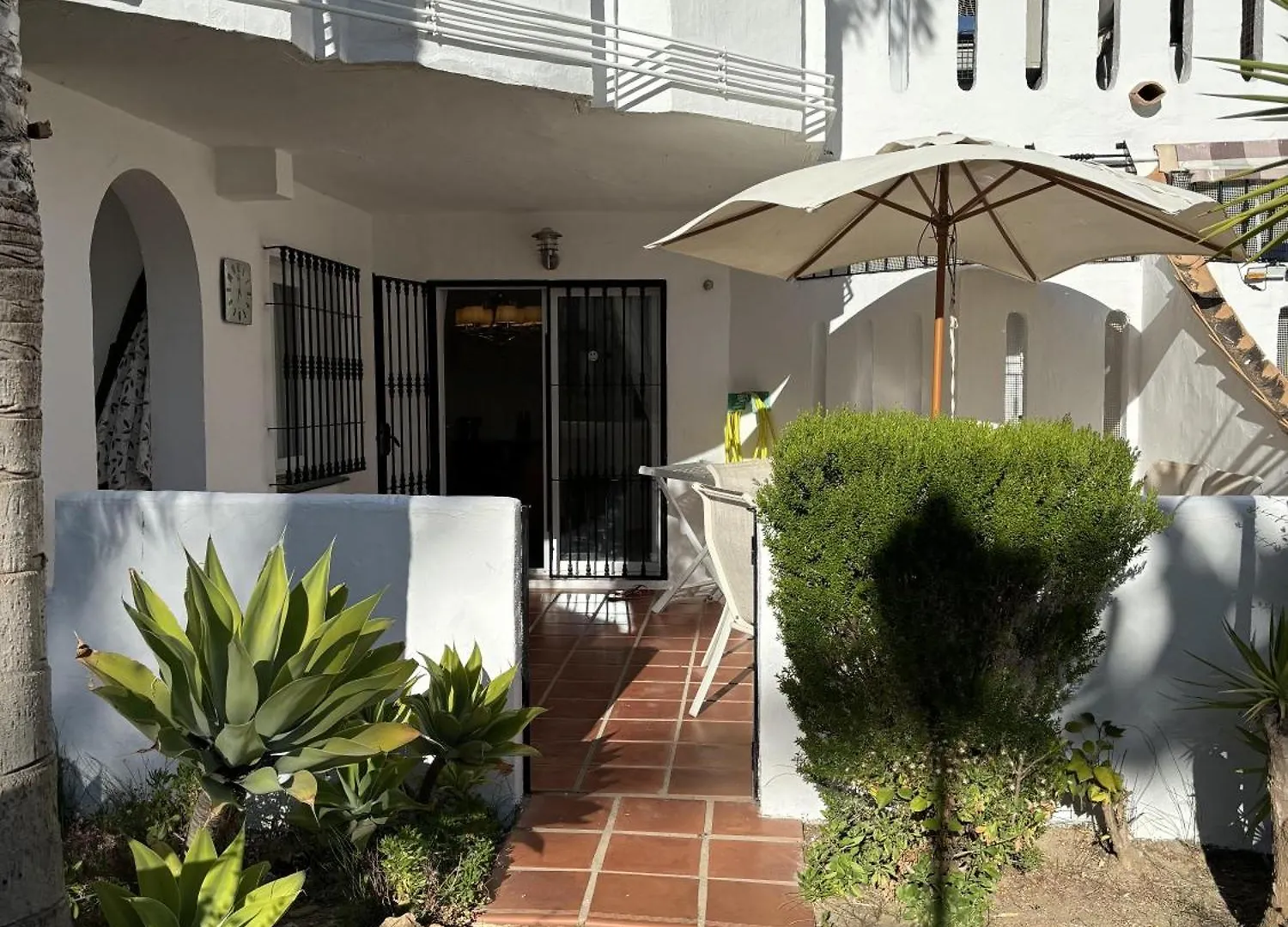 Impeccable 3-Bed Apartment In Marbella
